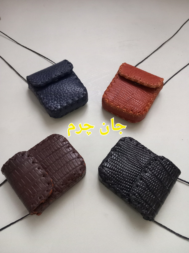 جادعایی چرم طبیعی حجم دار جاحرزی کیف دعا جای دعا کیف گردنی