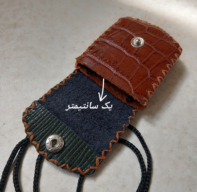 جادعایی چرم طبیعی دست دوز جاحرزی جای دعا کیف دعا کیف گردنی جای حرز
